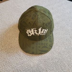 Skin Flexfit Ball Cap